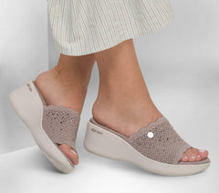 Skechers Outlet | Women Martha Stewart: Pier-Lite - Light Essence